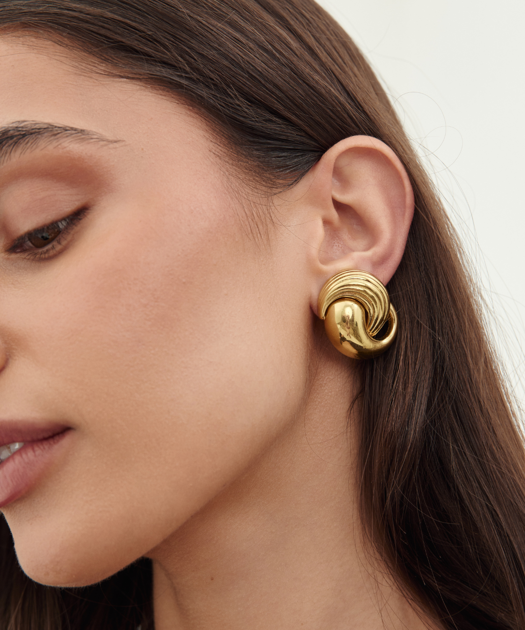 Christian Dior 1980's Gold Knot Earrings
