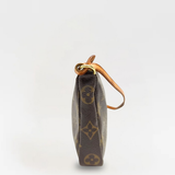 Louis Vuitton Monogram Canvas Pochette Shoulder Bag
