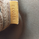 Louis Vuitton Monogram Canvas Pochette Shoulder Bag