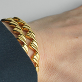 Nina Ricci 1980’s Gold Ribbed Chevron Link Necklace