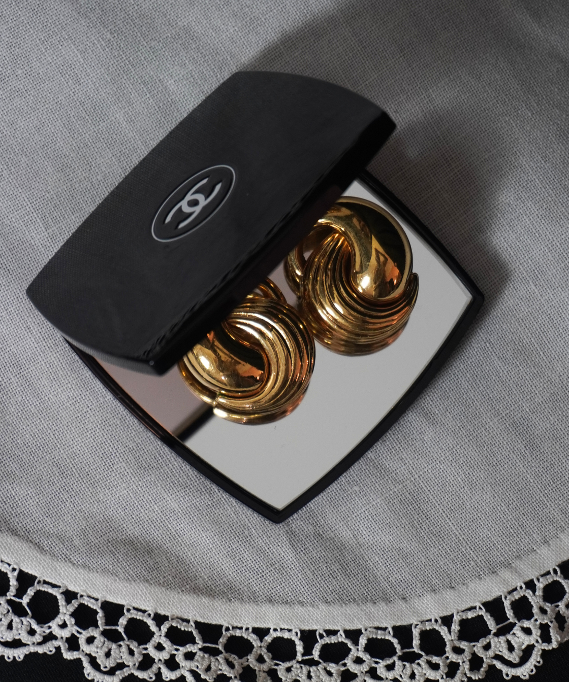 Christian Dior 1980's Gold Knot Clip-On Earrings