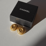 Chanel 1980's - CC Sunburst Medallion Gold Plated Clip-On Earrings